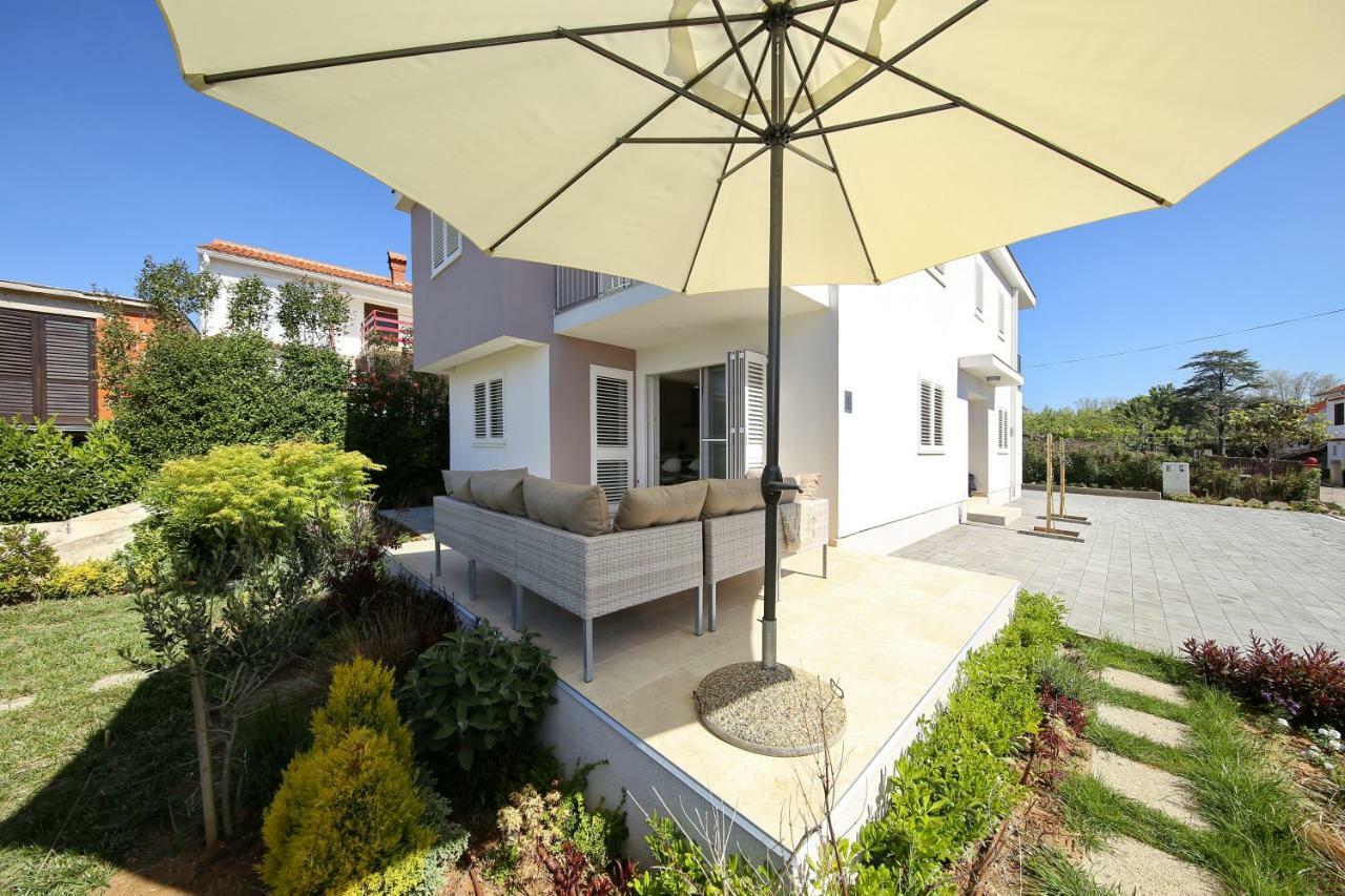 Valadar Apartments Privlaka  Exterior photo