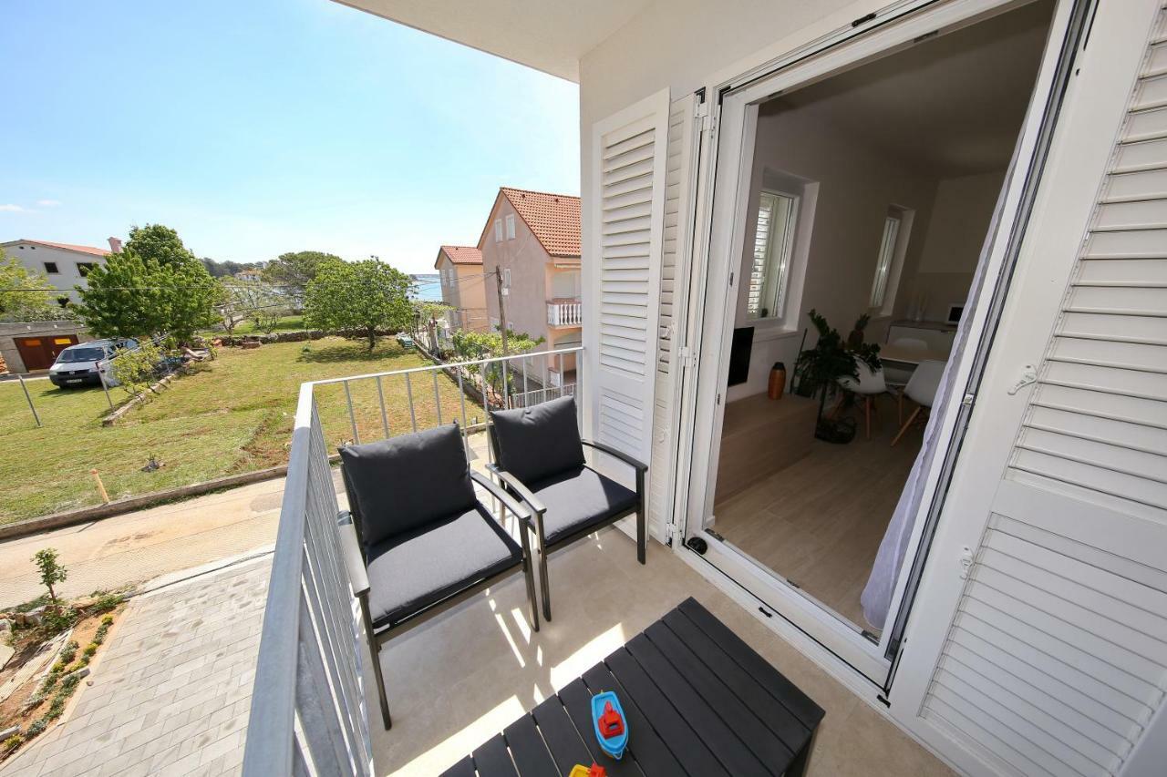Valadar Apartments Privlaka  Exterior photo